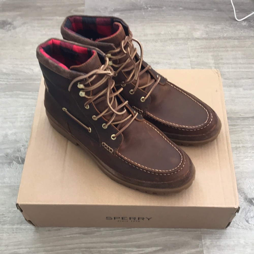 Sperry Boots